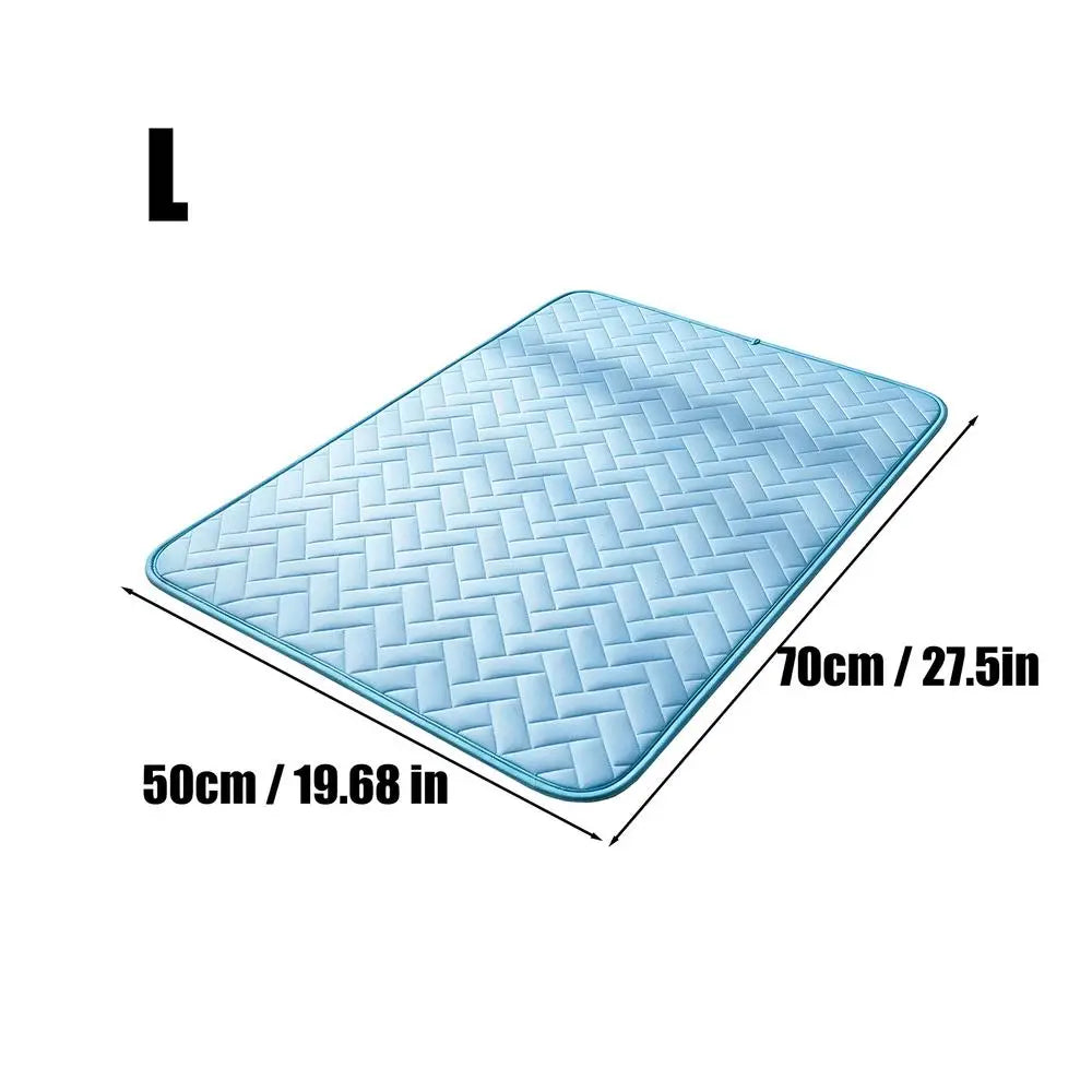 Pet Cooling Mat for Dogs & Cats | Ice Silk Kennel Pad S–2XL Pet Cooling Mat Axl L