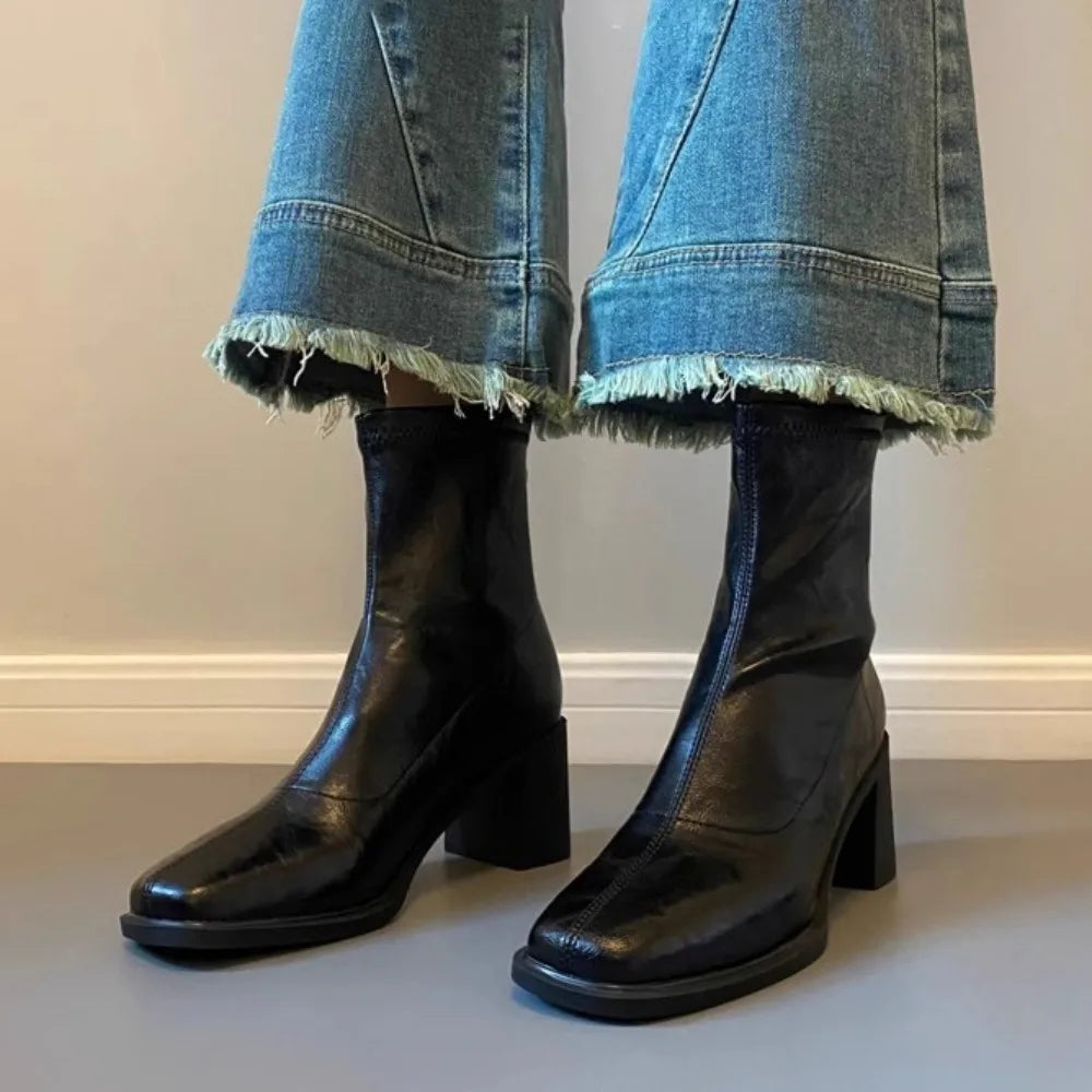 Women's Platform Ankle Boots – Square Toe Zip-Up Mid-Calf Platform Ankle Boots Axl
