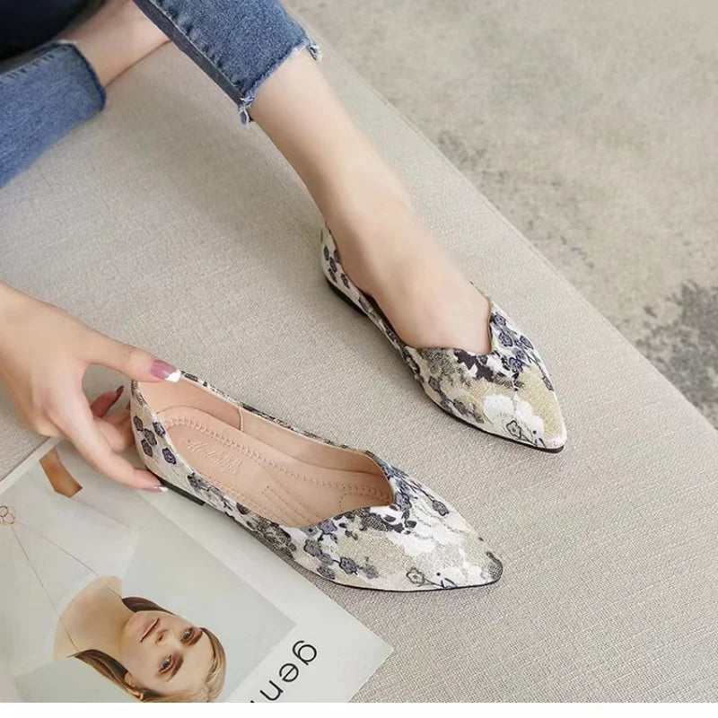 Women's Soft-Sole Pointed Toe Flat Slip-On Shoes | Elegant Women's Flat Shoes Axl
