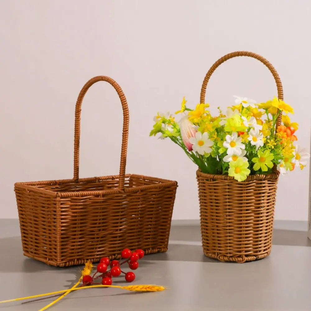 Rattan-Style Woven Storage Basket with Handle | Home Décor Woven Storage Basket Axl