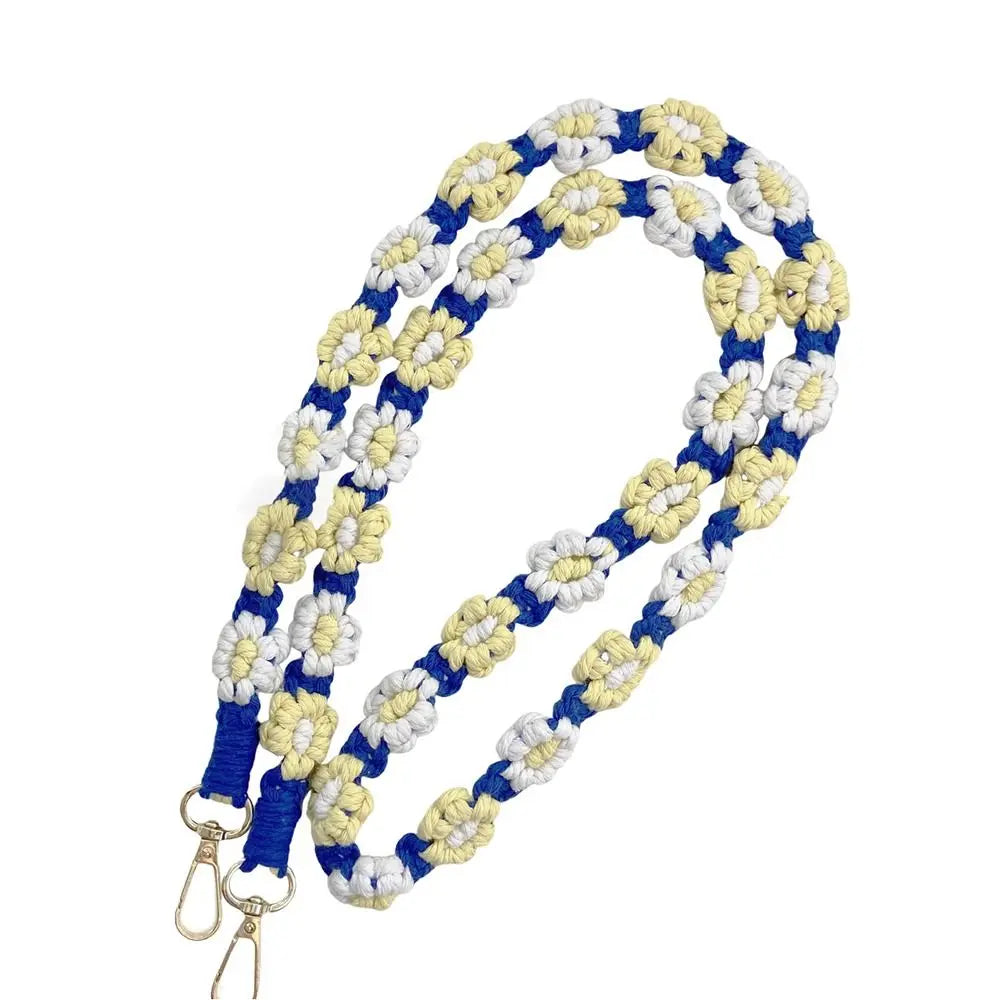 Handmade Daisy Macrame Keychain – Boho Wrist Strap for Women Macrame Keychain Axl Style 4