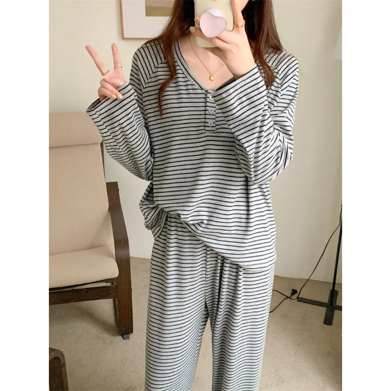 Women's Striped Pajama Set – Loose 2-Piece Casual Homewear Women's Pajama Set Axl