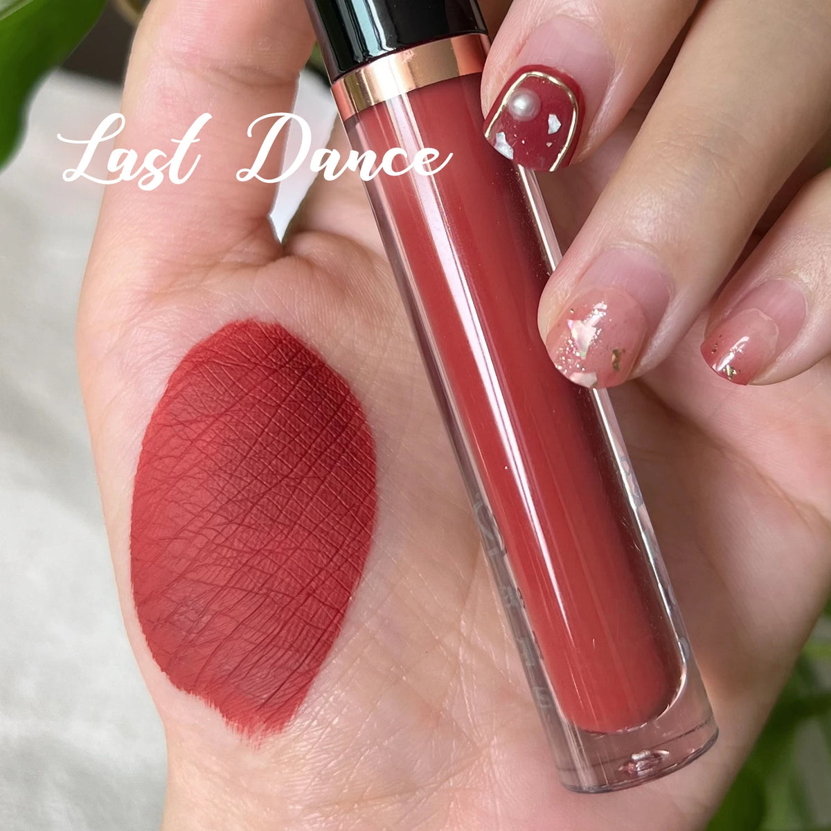 Vegan Private Label Lip Gloss Wholesale – 162 Shades