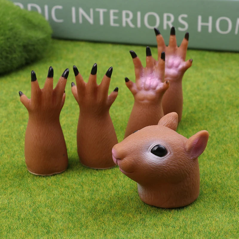 Squirrel Finger Hand Puppet – Kids Party Cosplay Novelty Toy Finger Puppet Toy Axl one size