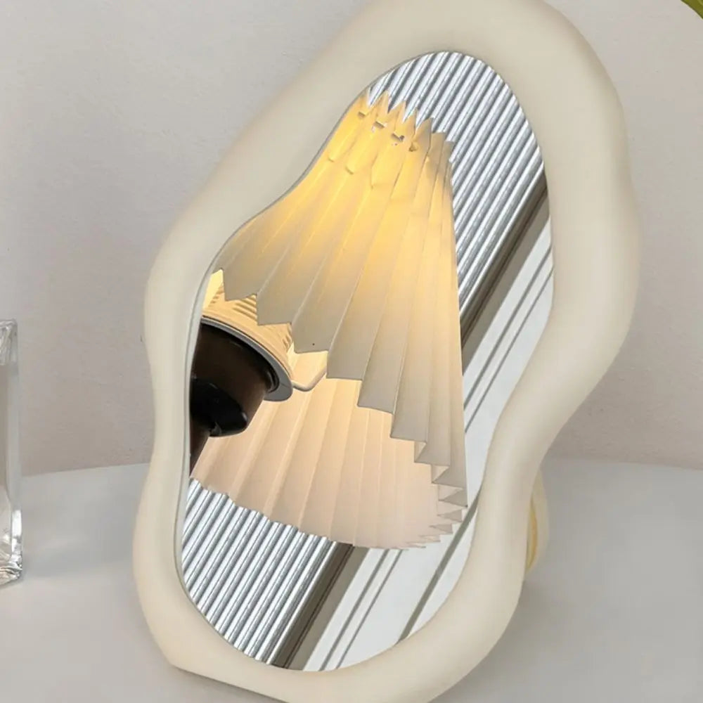 Cloud-Shaped Makeup Mirror – Decorative Standing Dresser Mirror Decorative Vanity Mirror Axl White