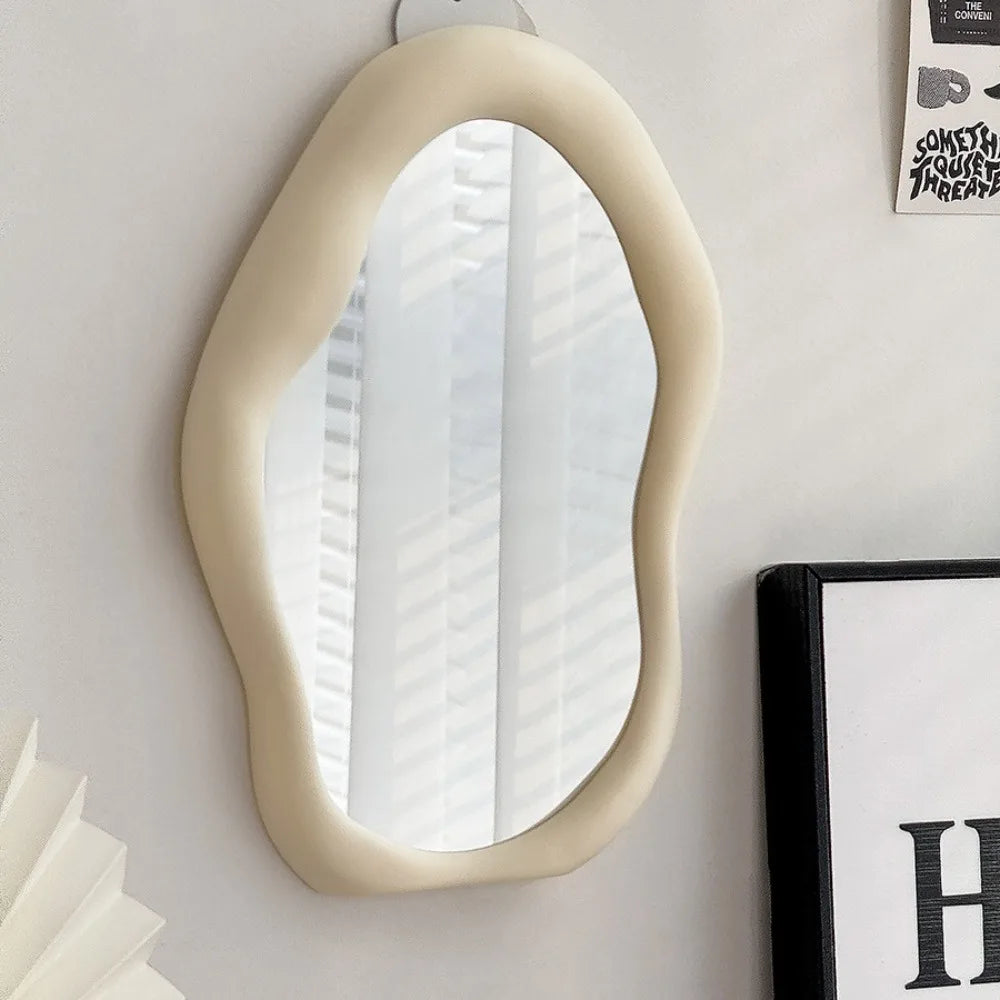Cloud-Shaped Makeup Mirror – Decorative Standing Dresser Mirror Decorative Vanity Mirror Axl