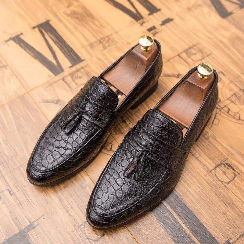 Men's Pointed Toe Slip-On Loafers – Soft PU Leather Business Shoes Men's Loafers Axl