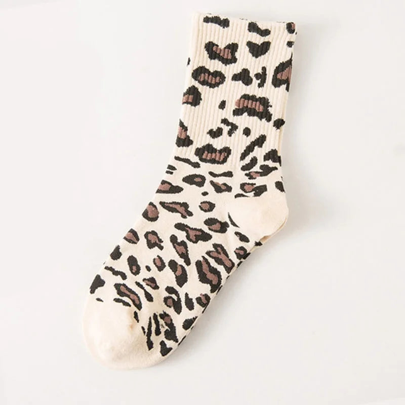 Leopard Print Crew Socks – Unisex Cotton Hip Hop Style Crew Socks Axl beige