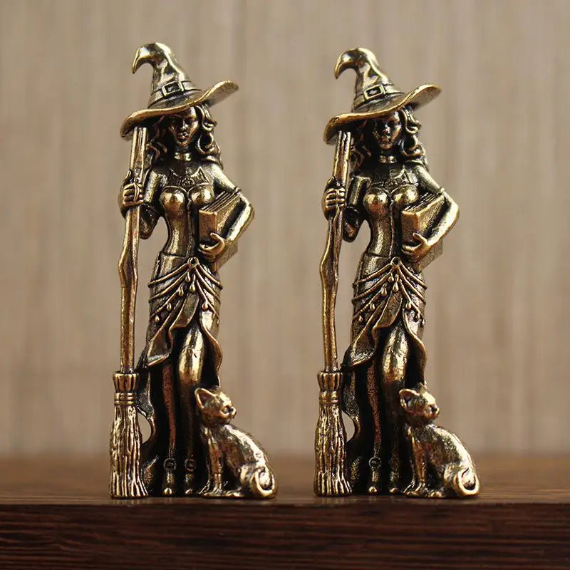 Metal Moon Wizard Figurine – Mystical Magic Home Decor Decorative Figurine Axl