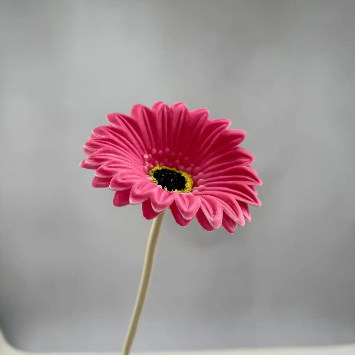 10-Pack PU Gerbera Daisy Artificial Flower Stems | Faux Sunflowers Artificial Flower Stems Axl Rose red