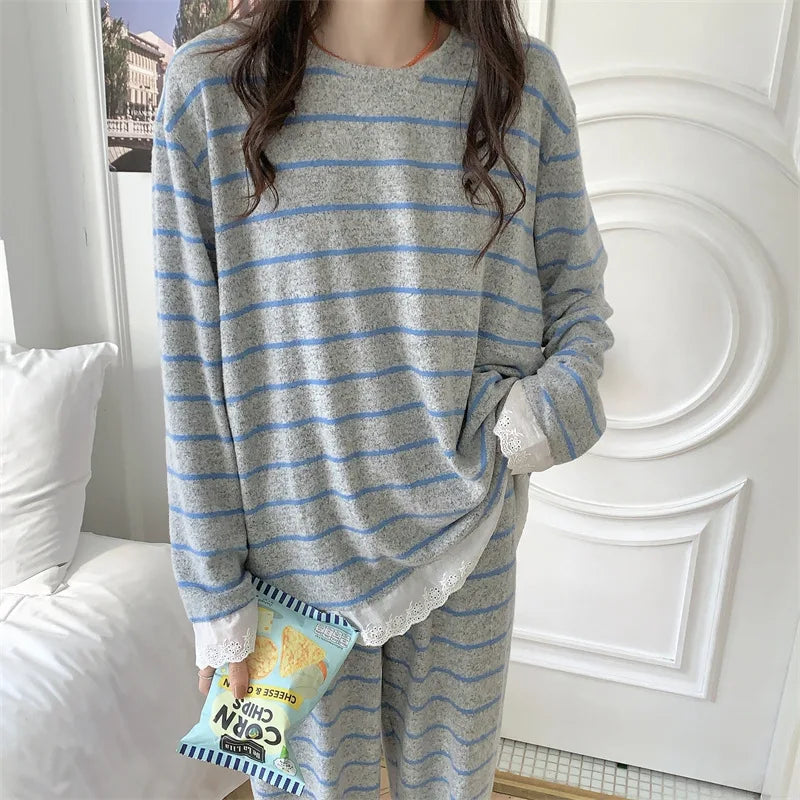 Women's Striped Lace Pajama Set – Loose Gray Sleepwear Women's Pajama Set Axl