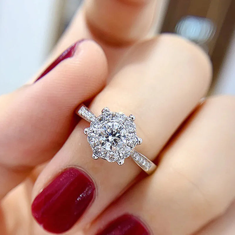 Huitan Dainty CZ Wedding Ring – Sparkling Women's Band CZ Fashion Ring Axl