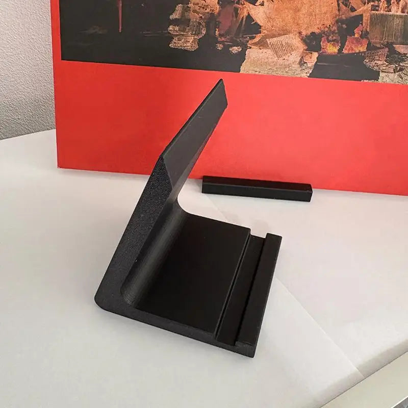 Desktop Vinyl Record Stand – Minimalist Display Rack Vinyl Record Stand Axl