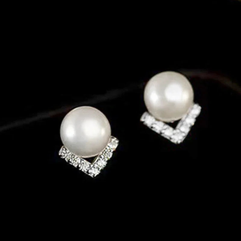 Huitan V-Design Imitation Pearl Stud Earrings | Wedding Jewelry Pearl Stud Earrings Axl