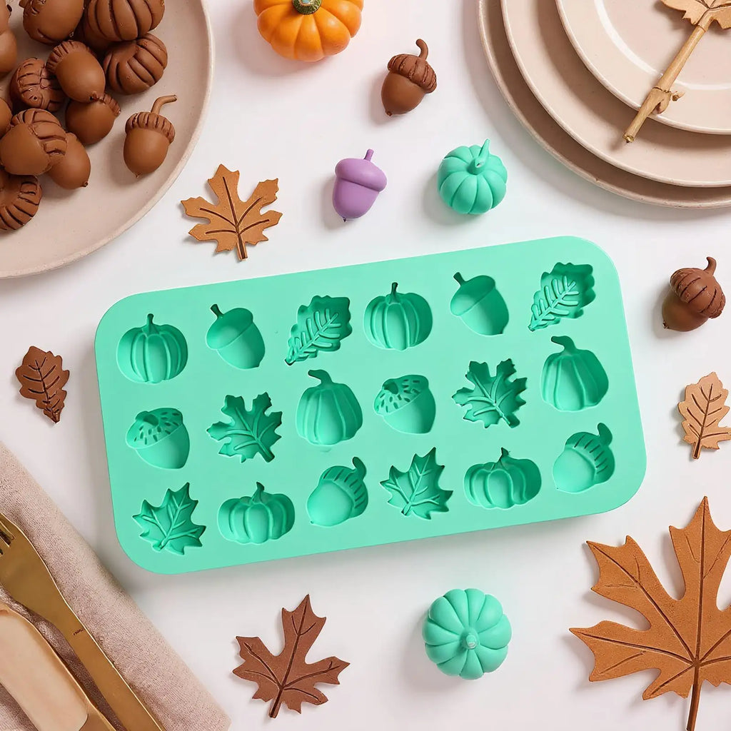 Silicone Fall Mold – 18 Cavity Maple Leaf Pumpkin Candy Mold Silicone Baking Mold Axl