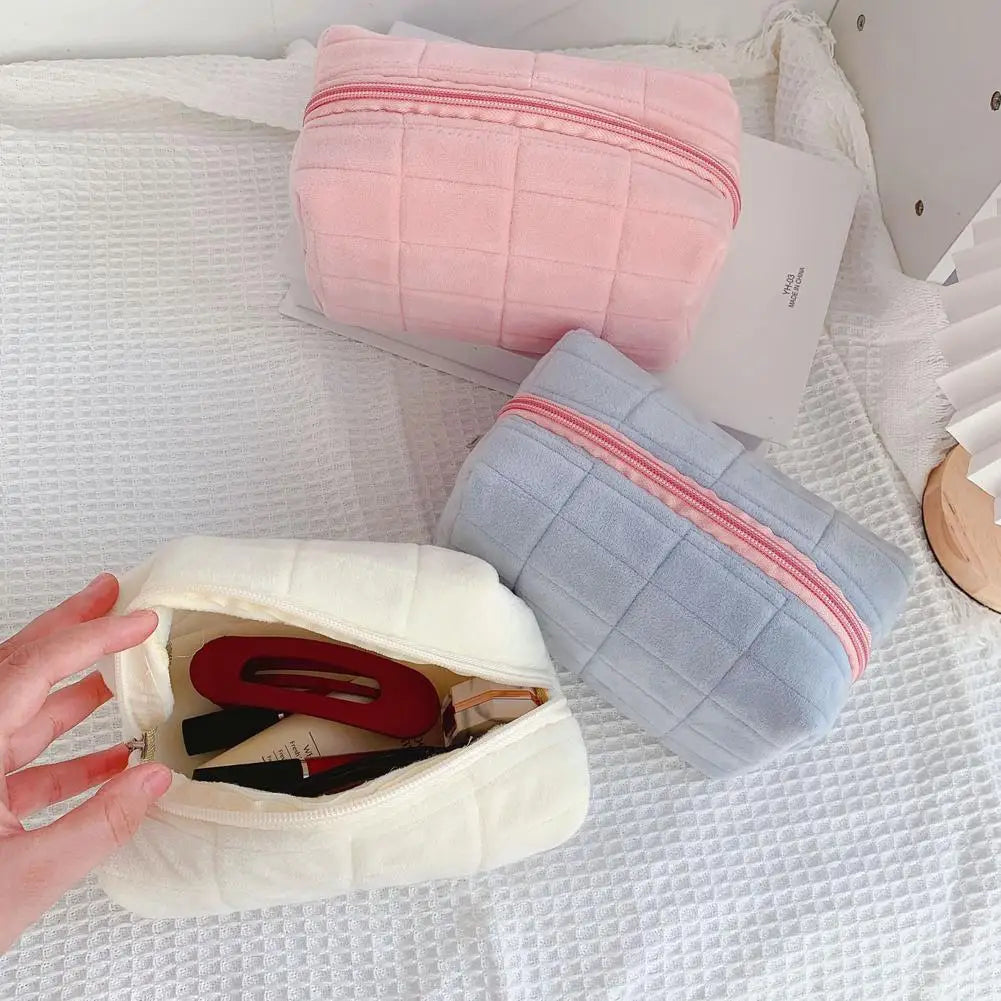 Plush Square Cosmetic Bag – Cute Puffy Makeup Travel Pouch Cosmetic Makeup Bag Axl