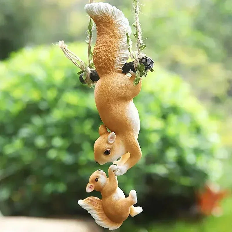 Resin Squirrel Statue – Garden & Home Miniature Décor Gift Garden Figurine Axl