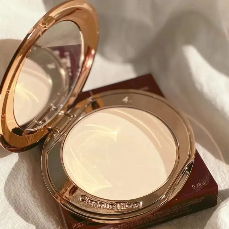 Charlotte Tilbury Makeup Set – Contour, Lip, Glow & Spray Makeup Set Axl