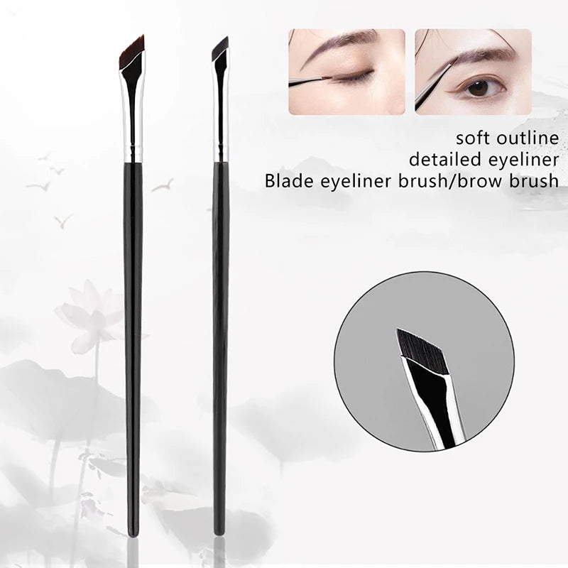Ultra Thin Angled Eyeliner & Eyebrow Detail Makeup Brush Makeup Brush Axl