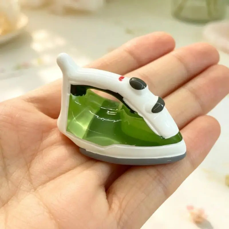 1:12 Dollhouse Miniature Steam Iron Model Ornament | DIY Dollhouse Accessory Axl