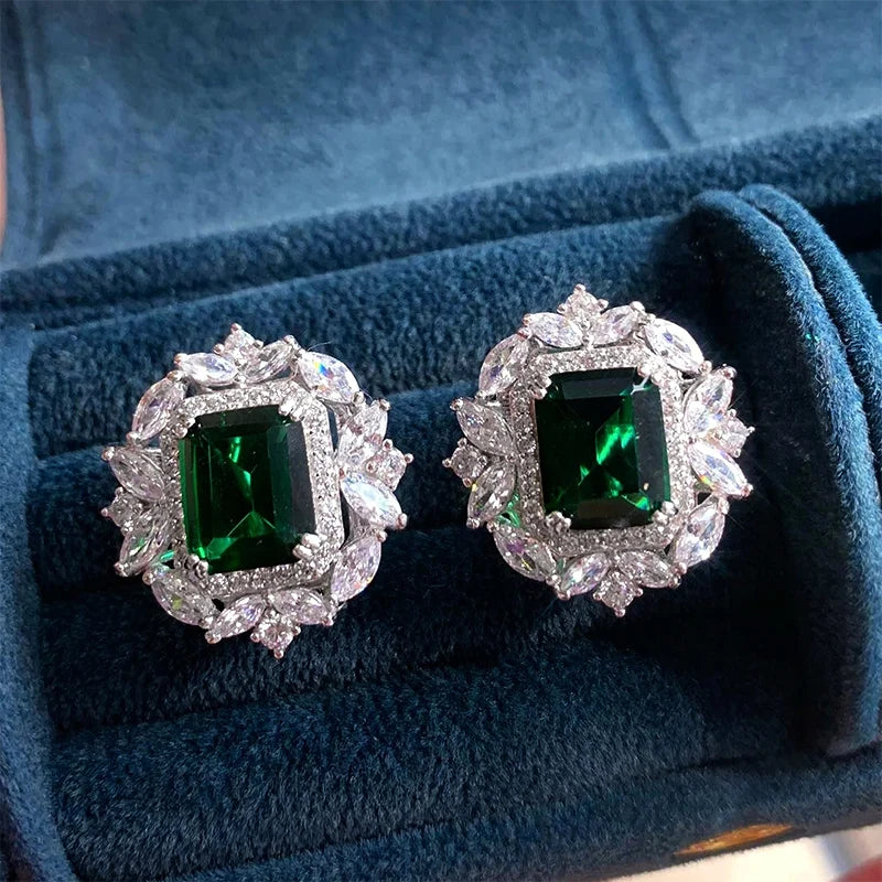 Huitan Cubic Zirconia Stud Earrings – Elegant Women's Gift Stud Earrings Axl