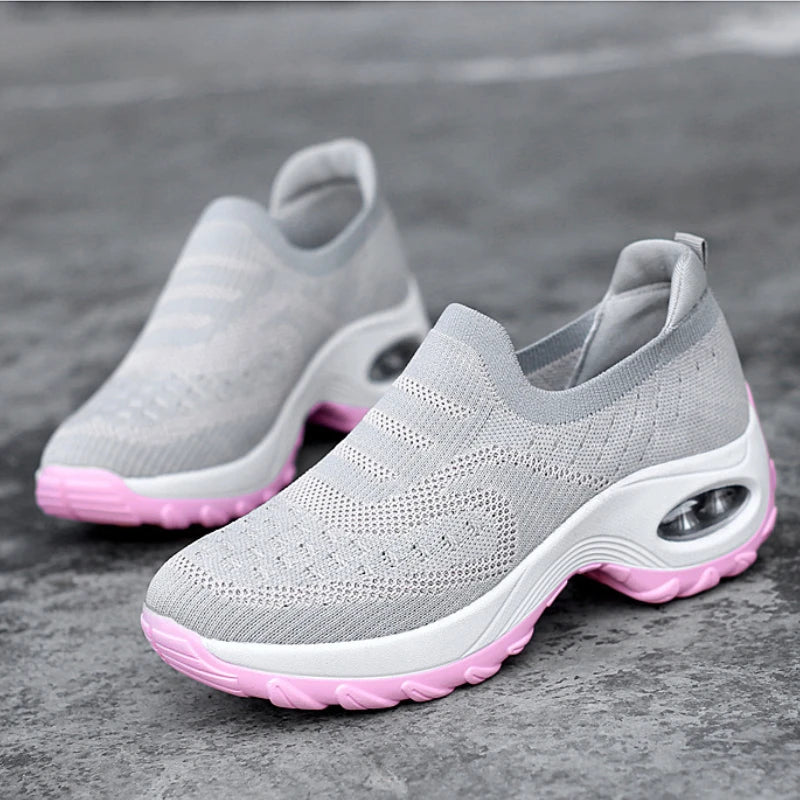 YBQJOO Women's Breathable Mesh Slip-On Flat Sneakers Casual Flat Sneakers Axl