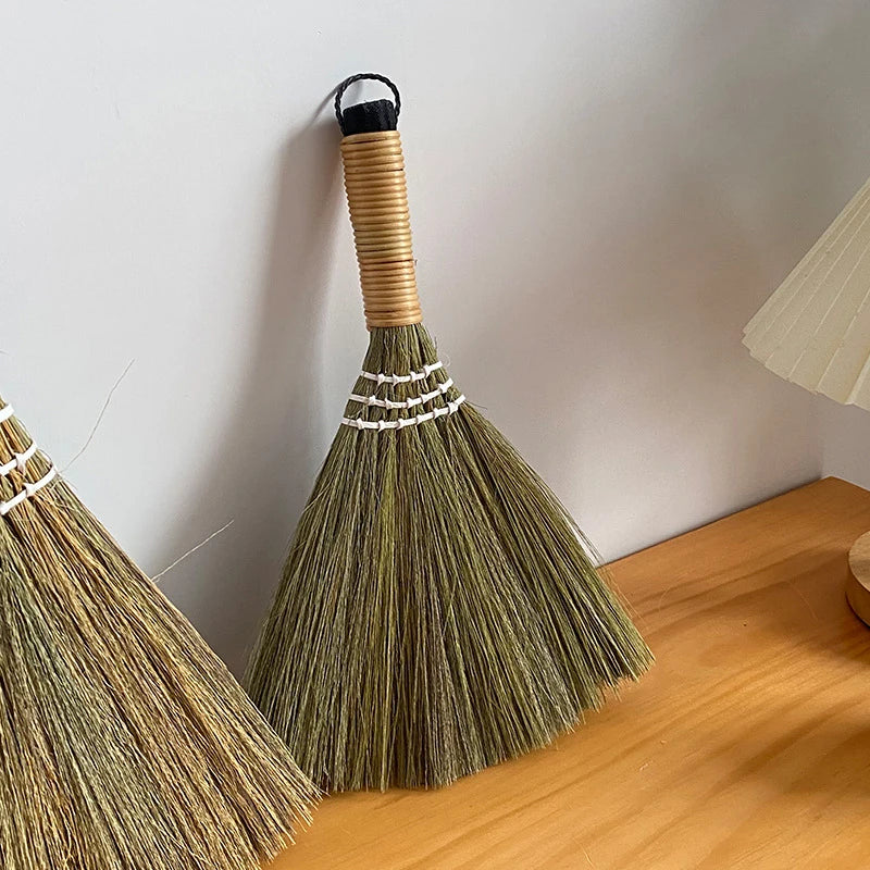 Miscanthus Desktop Dust Brush & Dustpan Set – Tabletop Broom Desktop Dust Brush Axl