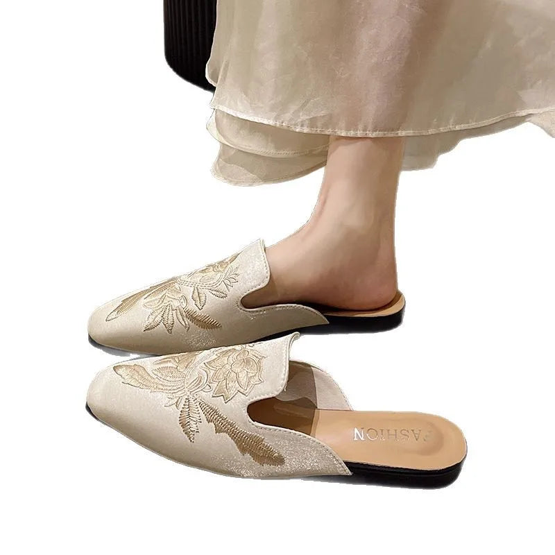 Women's Embroidery Slip-On Loafers – Square Toe Flat Moccasins Slip-On Flat Loafers Axl