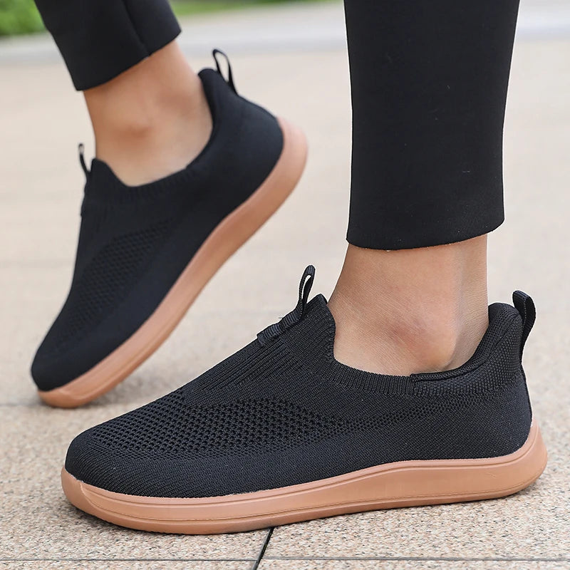 ZULIWAGN Breathable Mesh Slip-On Sneakers – Lightweight Men's Shoes Mesh Slip-On Sneakers Axl