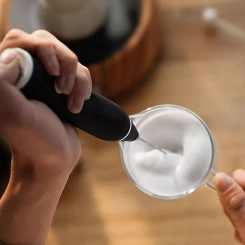 Wireless Rechargeable Handheld Milk Frother – High-Speed Blender Handheld Milk Frother Axl