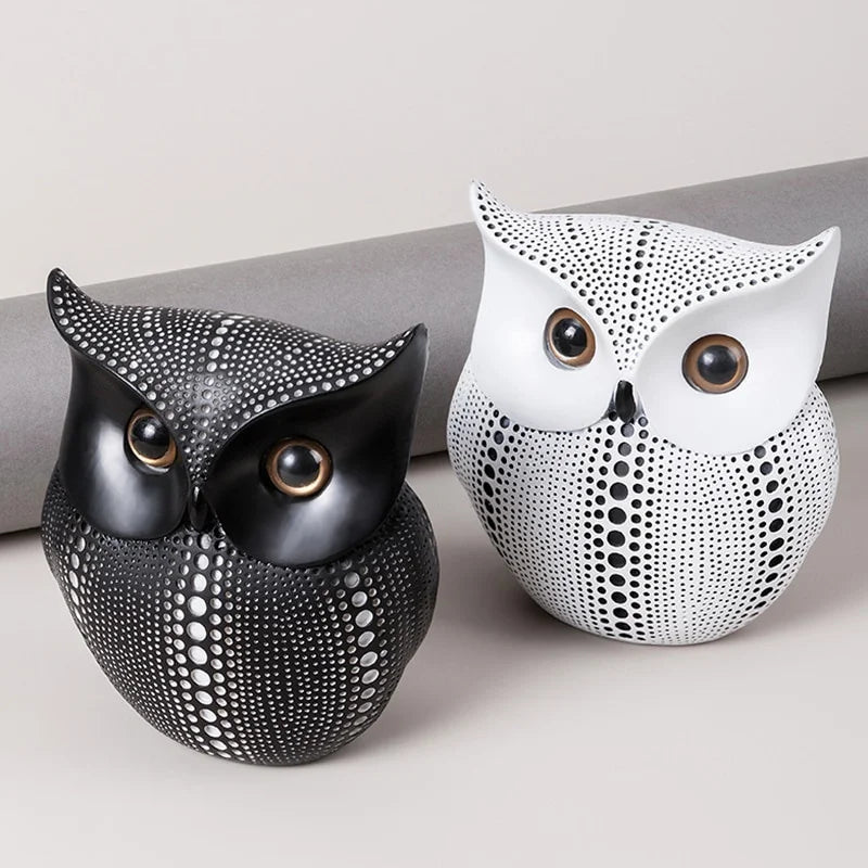 Resin Owl Statue – Modern Home Decor Figurine & Desk Ornament Decorative Figurine Axl
