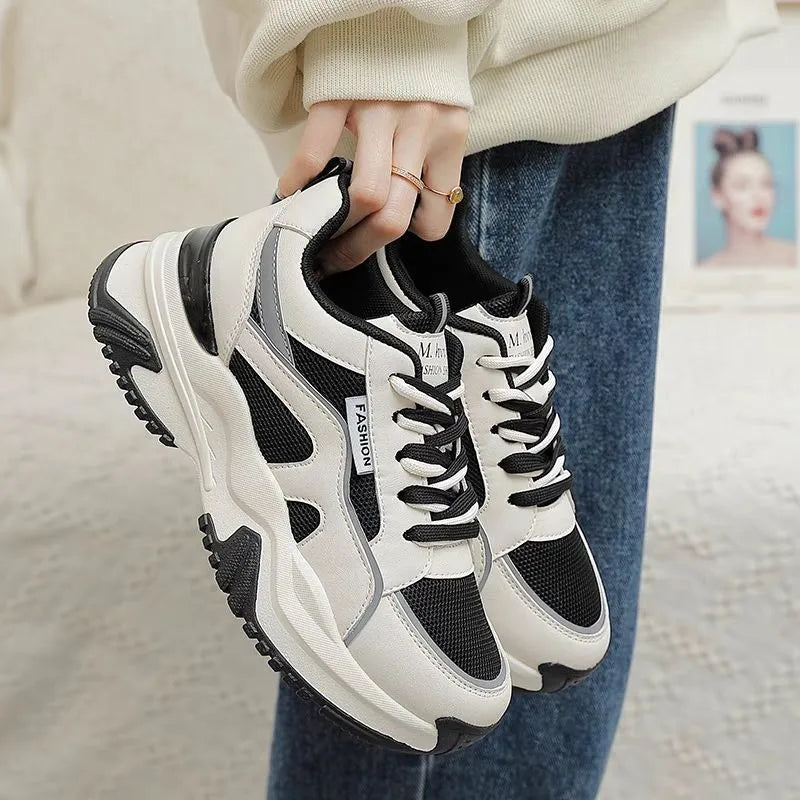 YEAE Women's Retro Platform Sneakers – Casual Lace-Up Shoes Platform Sneakers Axl