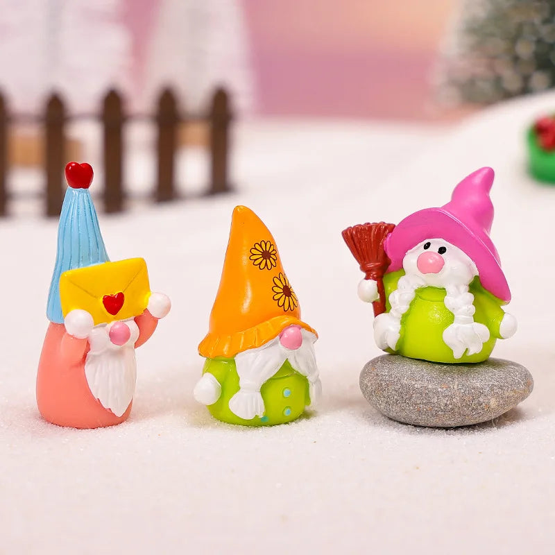 Floral Gnome Figurines 7/12pc – Resin Dwarf Garden & Home Decor Garden Gnome Figurines Axl
