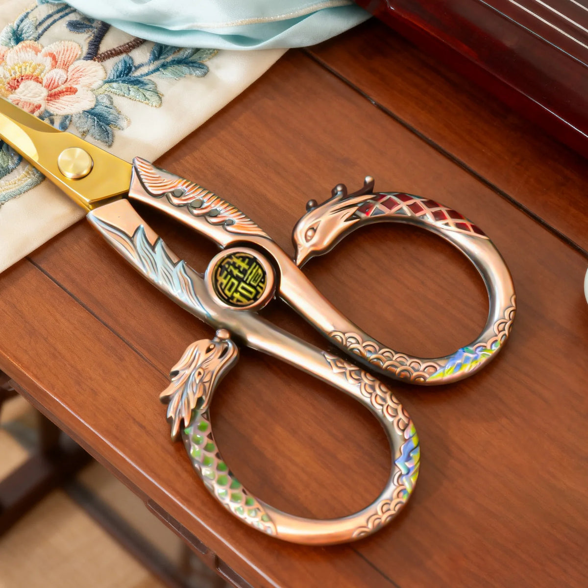 Mini Embroidery Scissors – Precision Sewing & Paper-Cut Shears Embroidery Scissors Axl