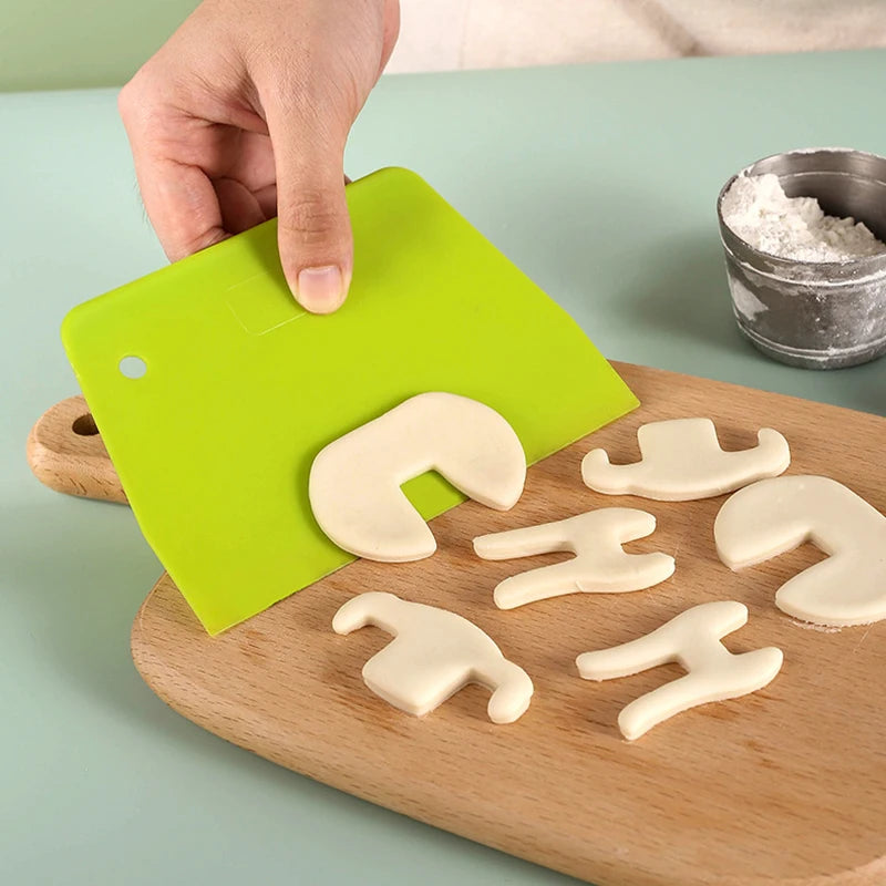 Plastic Dough Scraper & Pastry Cutter – Cake Divider Tool Pastry Dough Scraper Axl