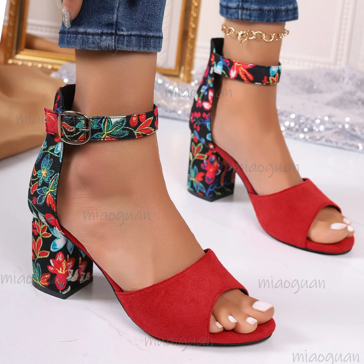 Women's Chunky Heel Sandals – Ankle Strap Roman Style Chunky Heel Sandals Axl