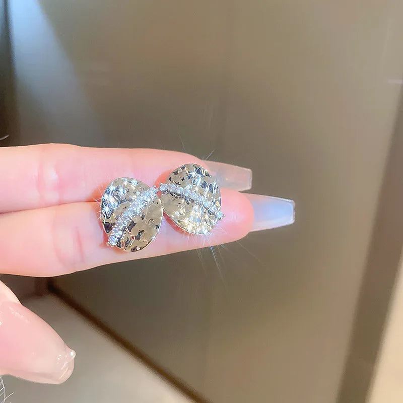 Huitan Oval Disc CZ Stud Earrings – Geometric Fashion Jewelry CZ Stud Earrings Axl