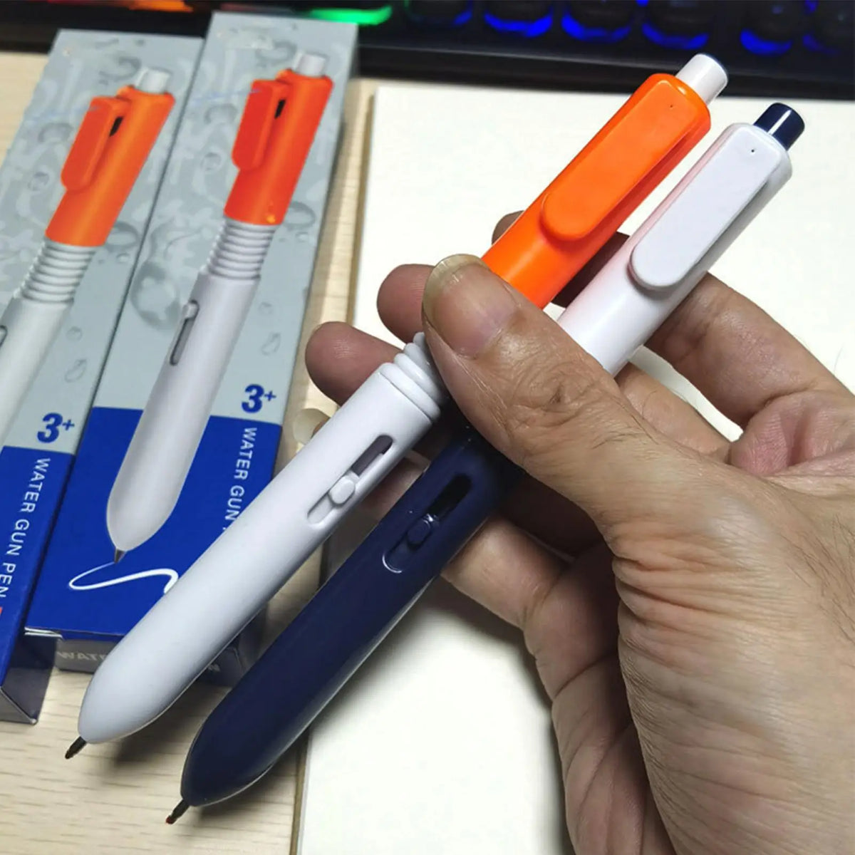 Water Squirt Prank Pen – Funny Gag Gel Ink Toy for Students Novelty Prank Pen Axl