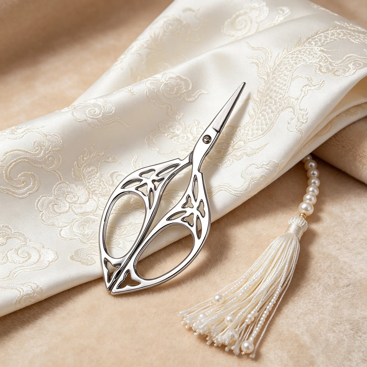 Sharp Embroidery Scissors – Stainless Steel Sewing Craft Tool Embroidery Scissors Axl Scissors-Silvery