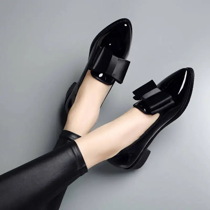 Women's Pointed Toe Bow Ballet Flats – Slip-On Patent PU Ballet Flats Axl