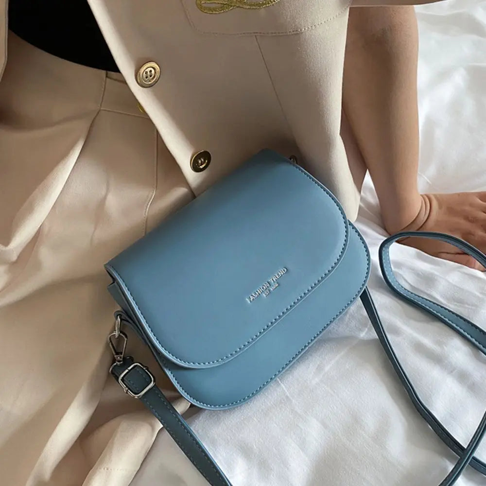 Women's PU Leather Saddle Crossbody Bag – Flap Shoulder Bag Crossbody Shoulder Bag Axl