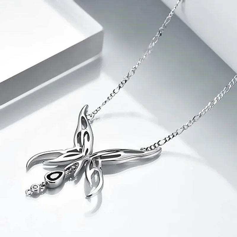 Huitan Black Butterfly Pendant Necklace – Halloween Jewelry Pendant Necklace Axl
