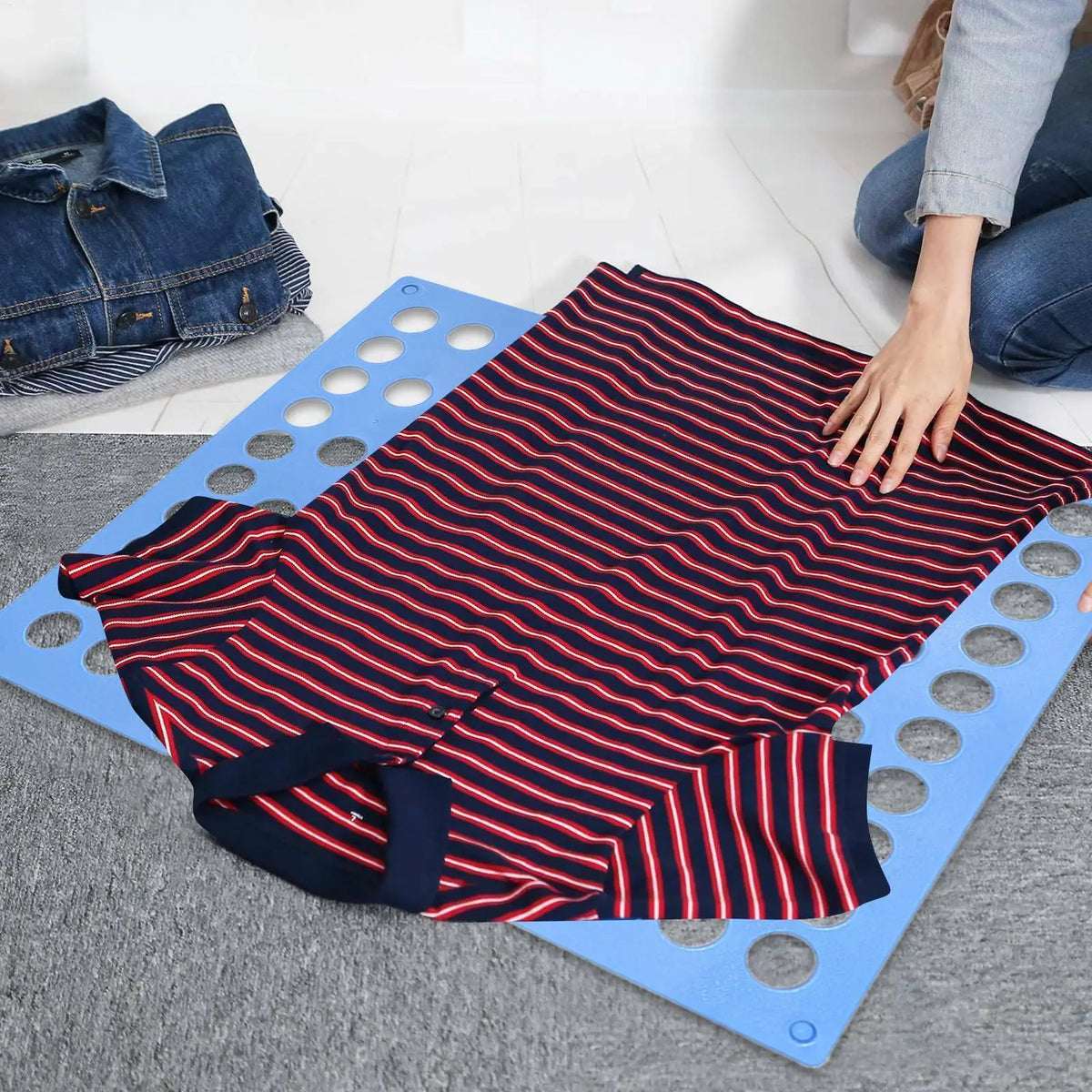 Plastic Clothes Folding Board – Quick Shirt & Laundry Folder Clothes Folding Board Axl