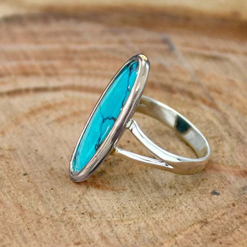 Huitan Oval Imitation Turquoise Bohemian Ring for Women Fashion Ring Axl