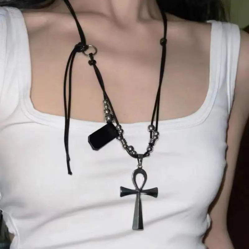 Y2K Retro Metal Cross Pendant Necklace – Gothic Punk Chain Cross Pendant Necklace Axl