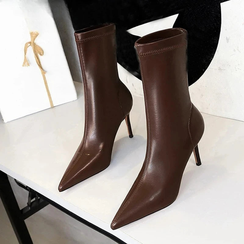 Women's Pointed Toe Ankle Boots – Thin Heel Street Style Women's Ankle Boots Axl