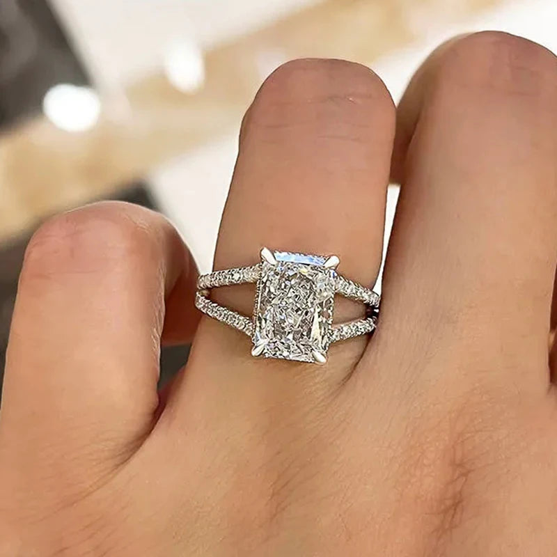 Huitan Women's Geometric Cubic Zirconia Wedding Ring | Sizes 5–14 Fashion Ring Axl