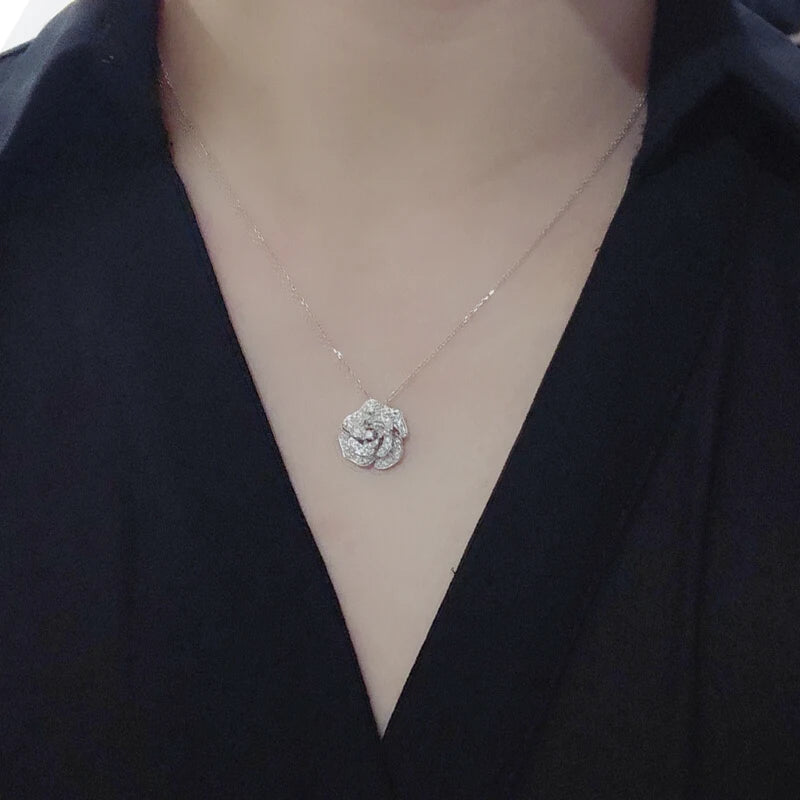 Huitan CZ Flower Pendant Necklace – O-Chain Clavicle Jewelry Pendant Necklace Axl