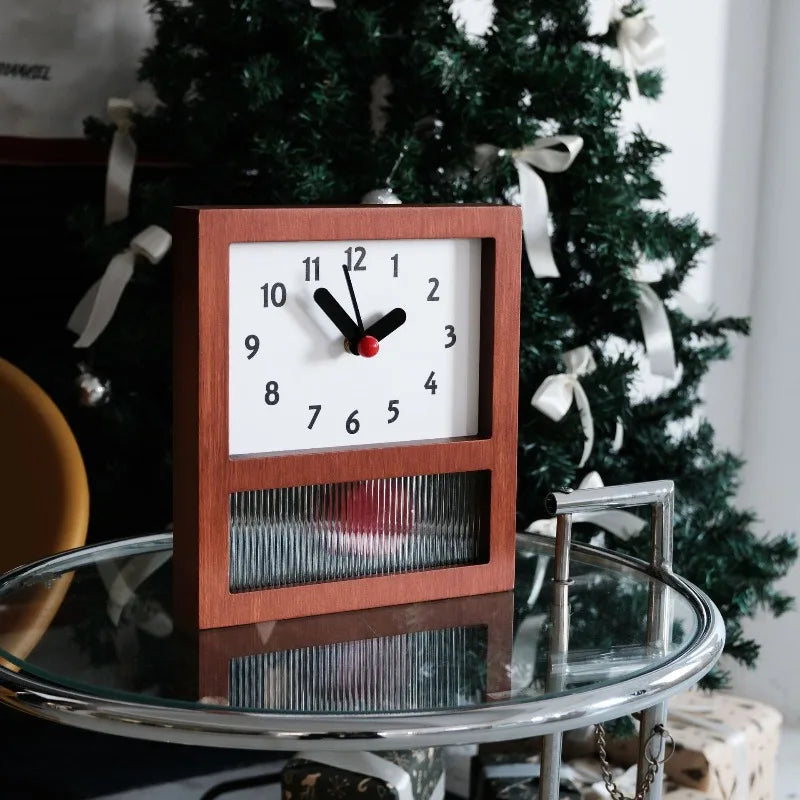 Wooden Swing Desk Clock | Modern Nordic Décor | Oeny Decorative Desk Clock Axl