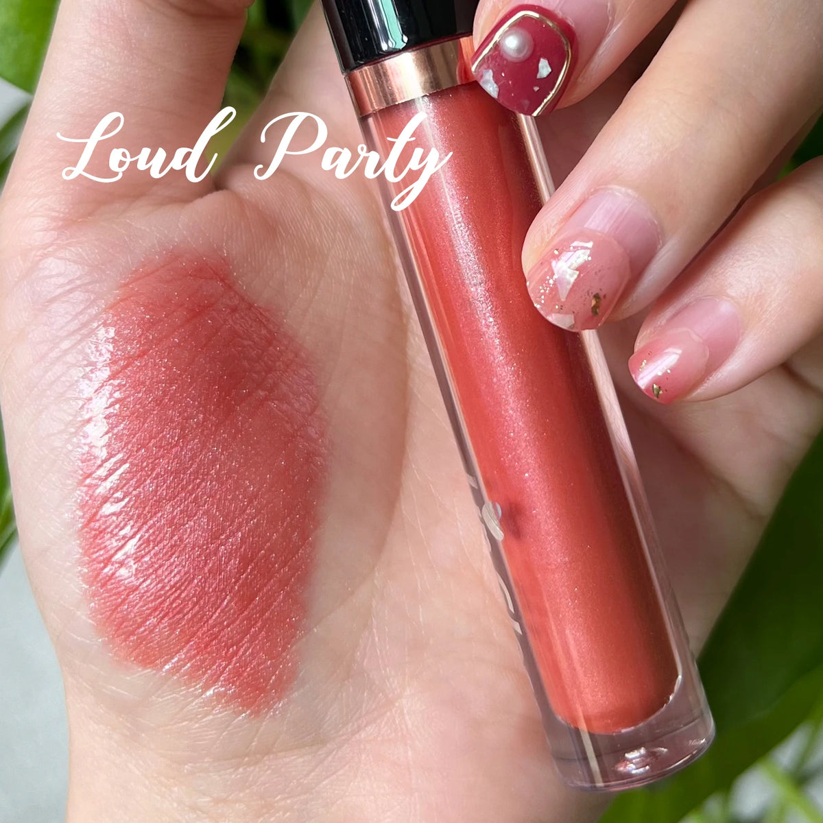 Vegan Private Label Lip Gloss | Custom Logo & Box | 147+ Shades